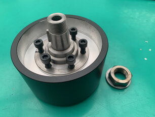 Alfa-Zentrale Nabenverlaengerung tief geschuesselt schwarz