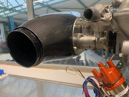 Airbox 1. Serie in Kohlefaser von Alfa-Zentrale