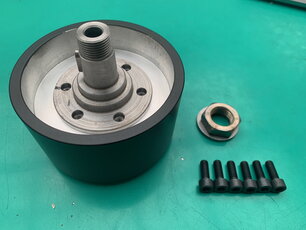 Alfa-Zentrale Nabenverlaengerung tief geschuesselt schwarz