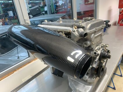 Airbox 1. Serie in Kohlefaser von Alfa-Zentrale